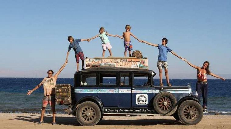 La increíble aventura de la familia Zapp por el mundo