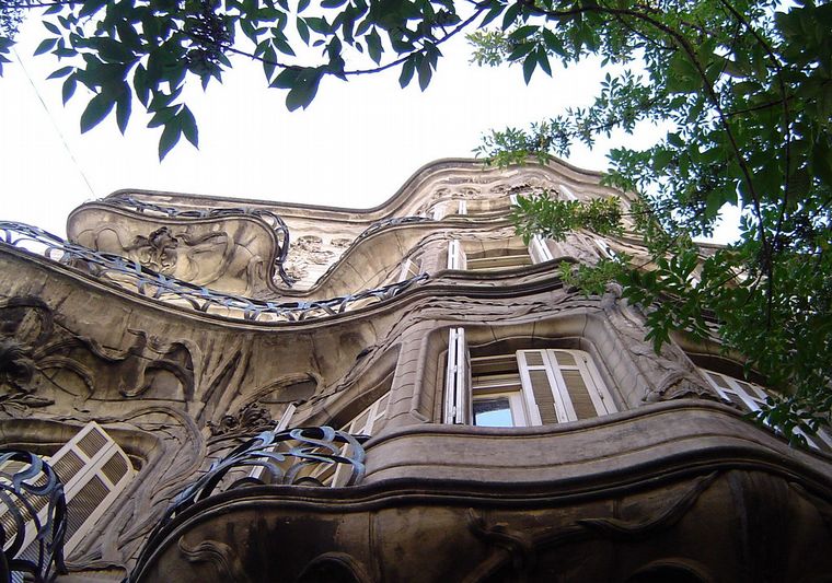 Este edificio muestra una clara influencia catalana. Foto: Flickr
