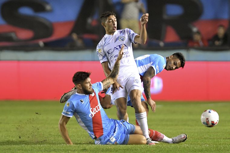 Arsenal y Godoy Cruz se enfrentaron por la fecha 9 de la Liga Profesional de Fútbol