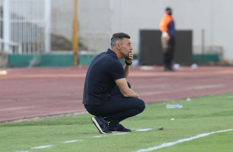 Pedro Caixinha dejó de ser el DT de Talleres.