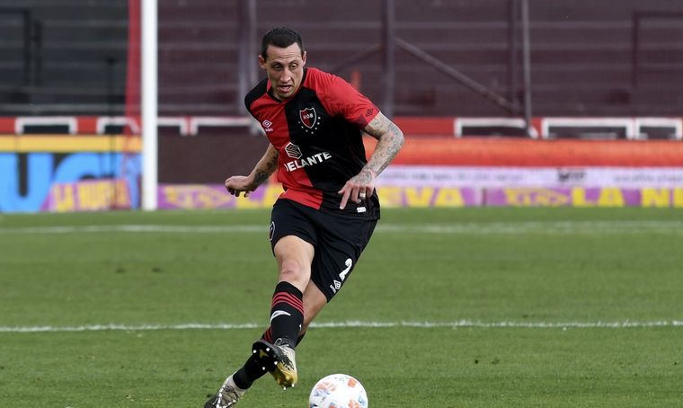 El defensor Cristian Lema podría reaparecer ante Patronato.