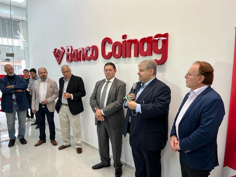 Banco Coinag abrió su primera sucursal en Córdoba