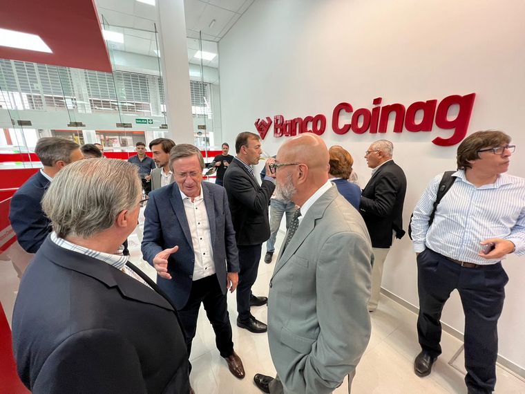 Banco Coinag abrió su primera sucursal en Córdoba