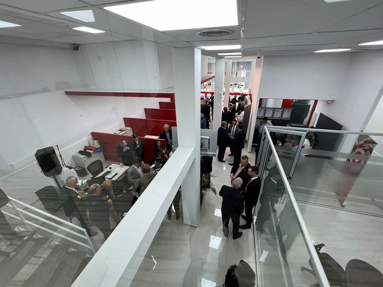 Banco Coinag abrió su primera sucursal en Córdoba