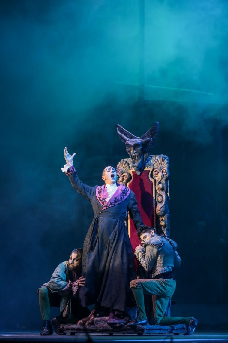 La exitosa obra “Drácula” desembarca en Mar del Plata