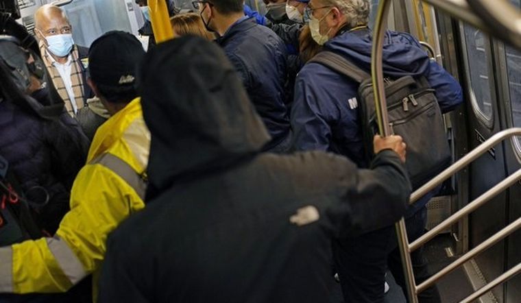 AUDIO: Tiroteo en el metro de Nueva York: ya son 16 los heridos