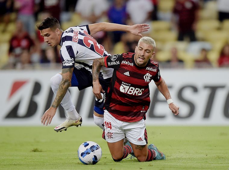Flamengo impone su jerarquía y derrota a Talleres por 3-1 - Talleres -  Cadena 3 Argentina