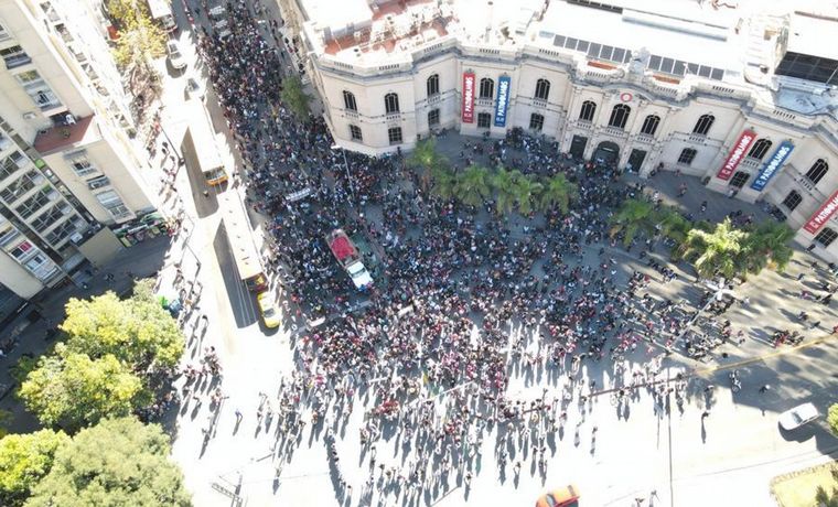 AUDIO: Otra marcha complicó el tránsito en el centro de Córdoba.