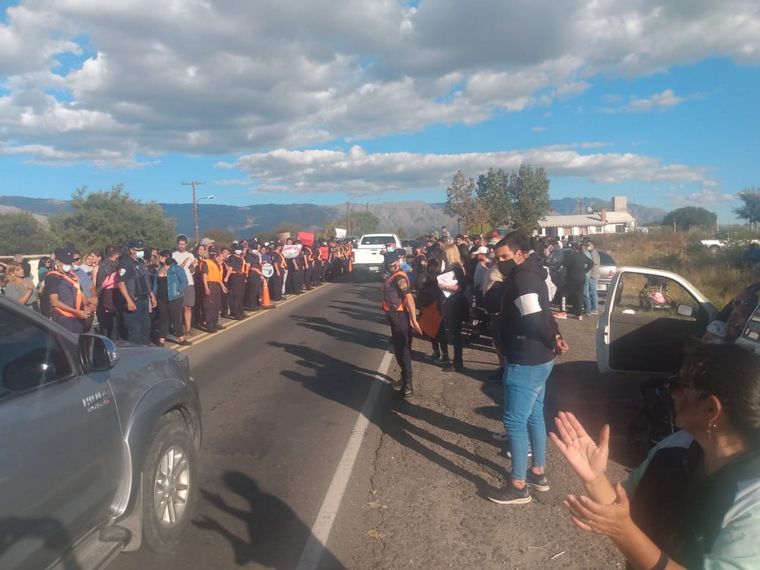 Manifestación en las Altas Cumbres por presunta mala praxis.
