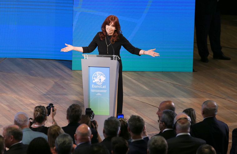 Cristina Kirchner fue cuestionada por la oposición tras su discurso.