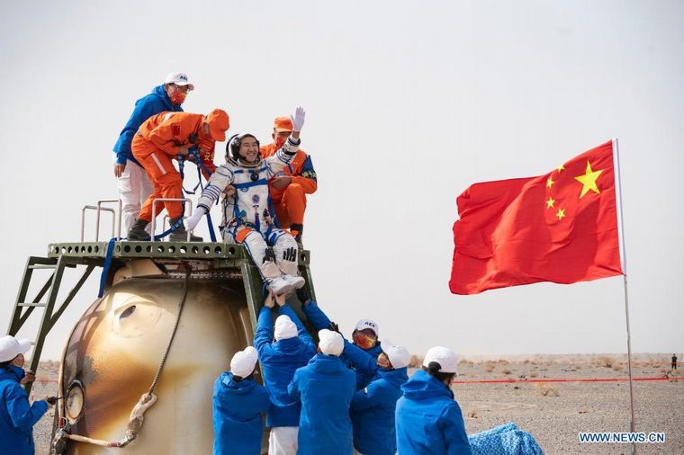 FOTO: Terminó la misión espacial china más larga.