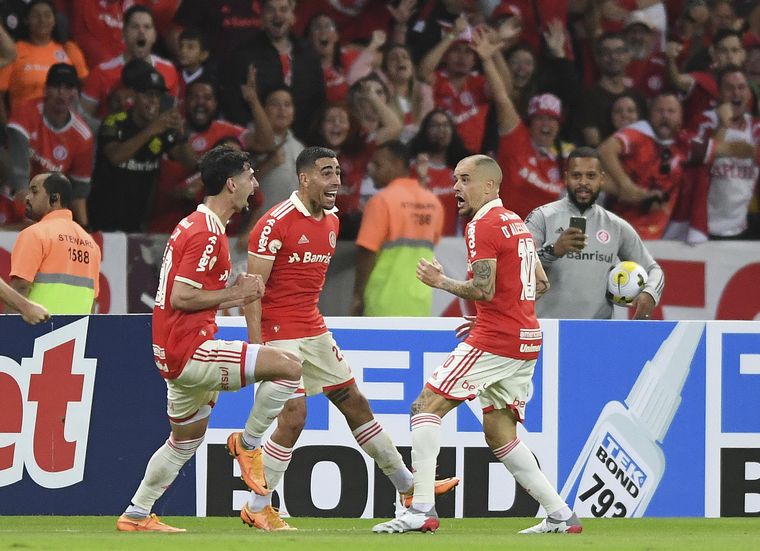 "El Cabezón" es uno de los grandes volantes que dio el fútbol argentino.