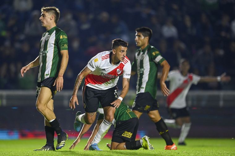 FOTO: Matías Suárez lleva cuatro goles convertidos en los últimos cinco partidos que jugó.