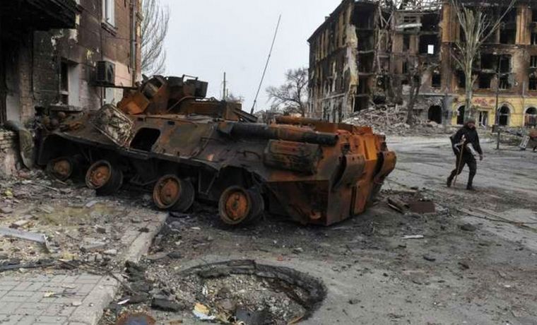 FOTO:  Mariúpol devastada por los ataques rusos.