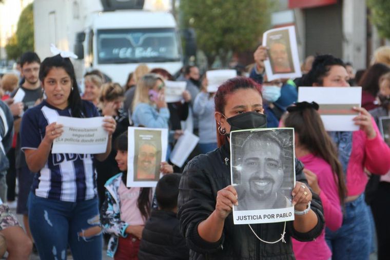 Vecinos y amigos de Pablo Altamirano piden justicia por el crimen en Villa Corina