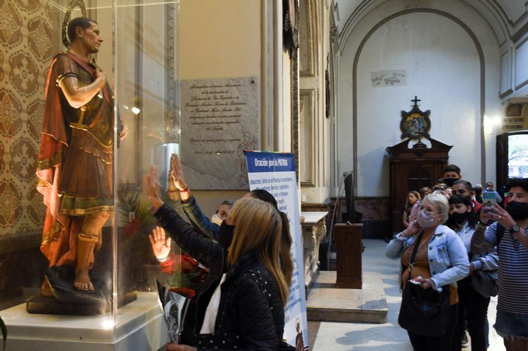 Tras dos años de pandemia, miles de fieles celebraron a San Expedito.