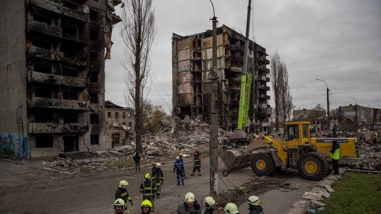 FOTO: Rusia ataca último bastión en Mariupol en su nueva ofensiva