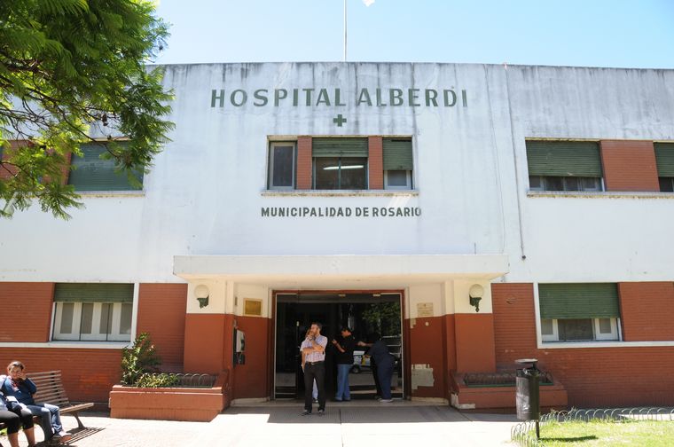 FOTO: Hospital Alberdi. Se siguen sucediendo las balaceras con muertos en Rosairo. 