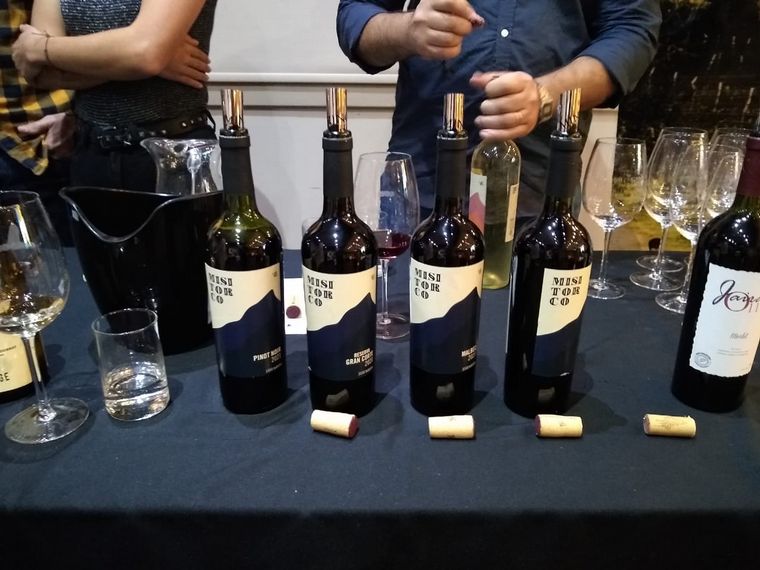 Los Caminos del Vino lleva productos de Córdoba a CABA