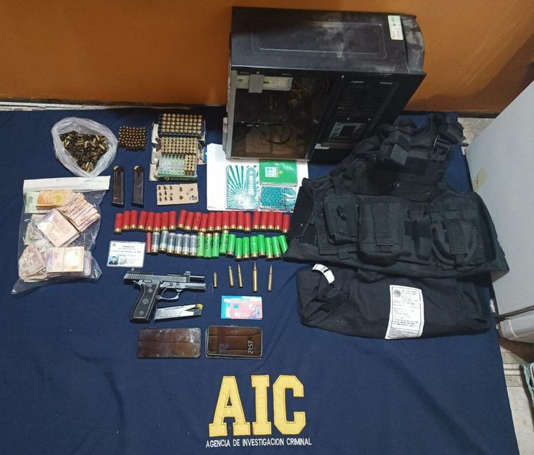 El detenido tiene 21 años y lleva dos meses en la fuerza.