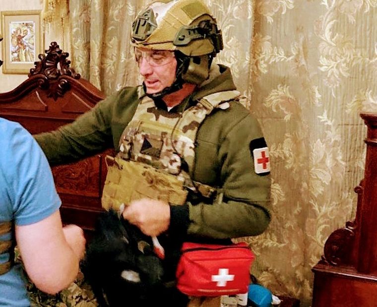 Julio Barellier es rescatista argentino que trabaja en medio de la guerra en Ucrania