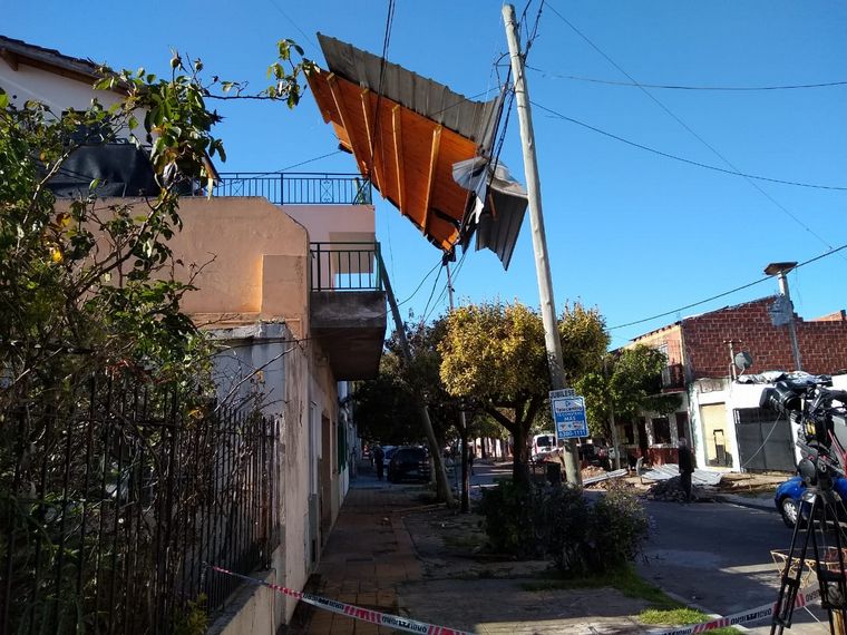 FOTO: Varios destrozos en Buenos Aires tras el temporal