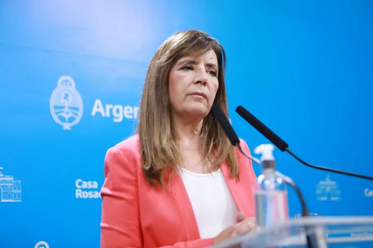 La portavoz dijo que Aníbal Fernández y Omar Perotti hablan "permanentemente".