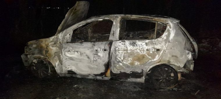 FOTO: Encontraron el auto robado al hombre asesinado en zona sur