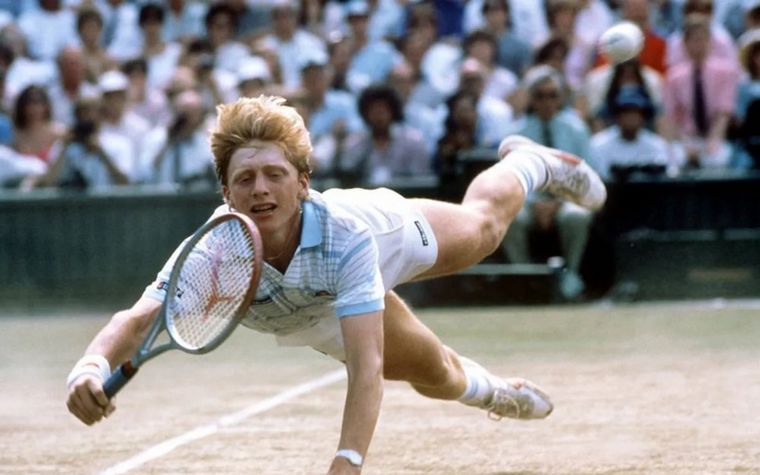 FOTO: Boris Becker en Wimbledon 1985 (DPA/La Nación)