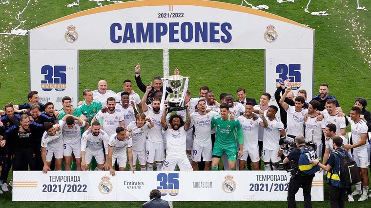 FOTO: El Real Madrid goleó a Espanyol 4-0 y se consagró campeón de la Liga de España
