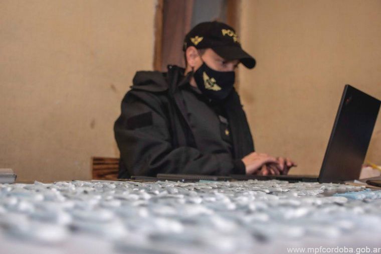 Desbaratan dos organizaciones narco en Córdoba: 17 detenidos