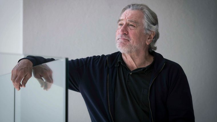Todos celebran que una estrella como De Niro se comporte como uno más.