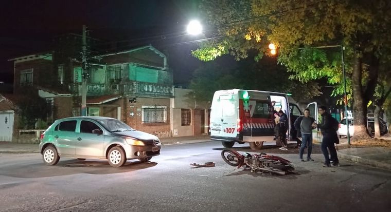 Choque en Montevideo y San Nicolás.