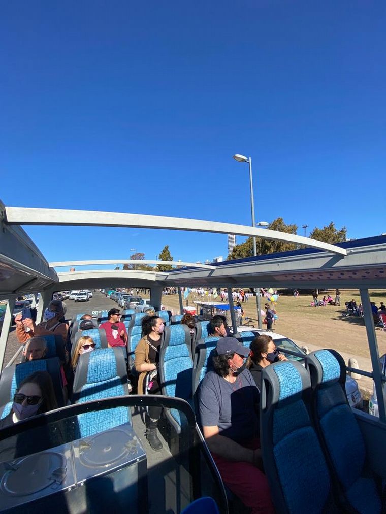 Un city tour para conocer los atractivos de Rosario.