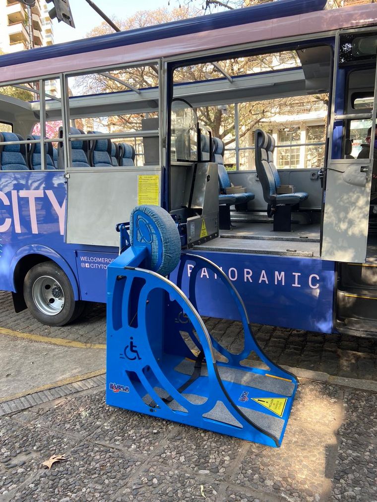 Un city tour para conocer los atractivos de Rosario.