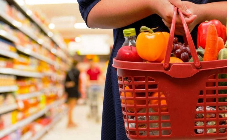 Los alimentos aumentaron 50% en los últimos 12 meses.