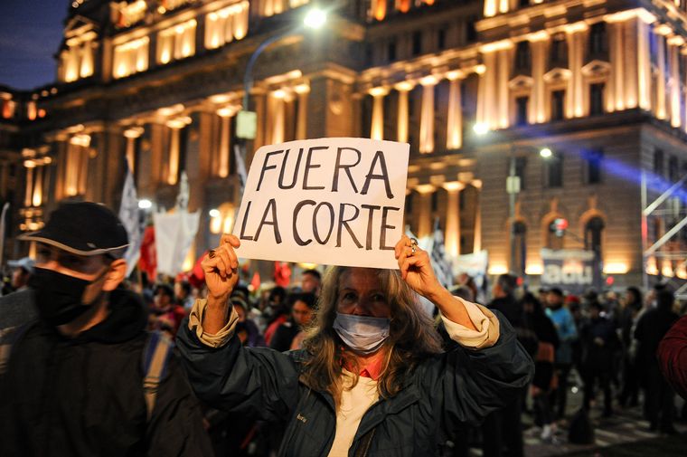 El Frente de Todos se sumó a la marcha contra la Corte Suprema de Justicia.