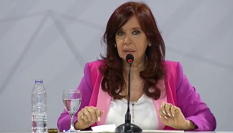 FOTO: Cristina Kirchner, al pronunciar su discurso en Chaco.