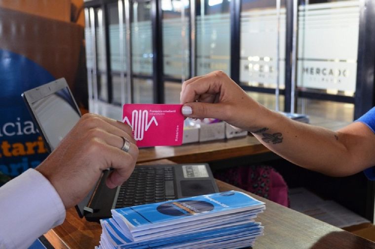 Desde este lunes se puede tramitar el Medio Boleto Universitario en Rosario