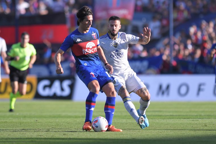 Boca se impuso ante Tigre en Victoria.