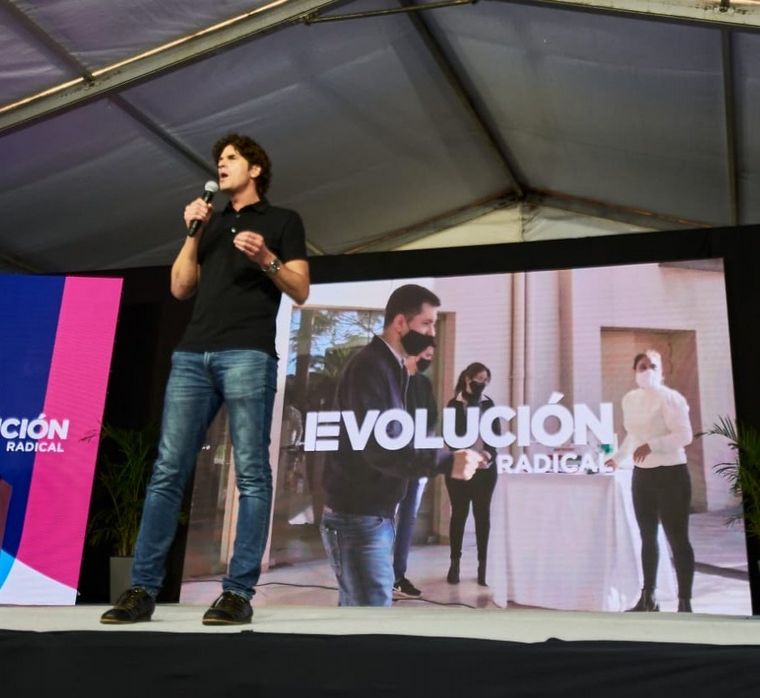 Martín Lousteau lanzó desde Santa Fe su espacio "Evolución".