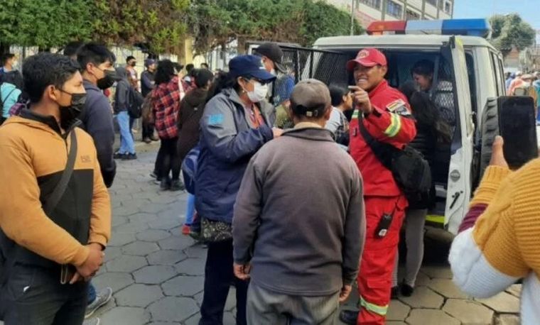 FOTO: Estampida en una universidad de Bolivia: 4 muertos y 70 heridos.
