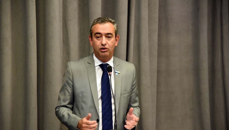 "Necesitamos entender que Rosario forma parte de la Argentina", dijo Javkin.