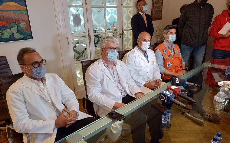 El trasplante del niño con hepatitis en principio salió bien. Esperan su evolución. 