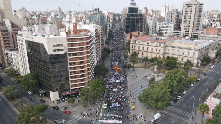 FOTO: Caos en el centro de Córdoba por la marcha piquetera