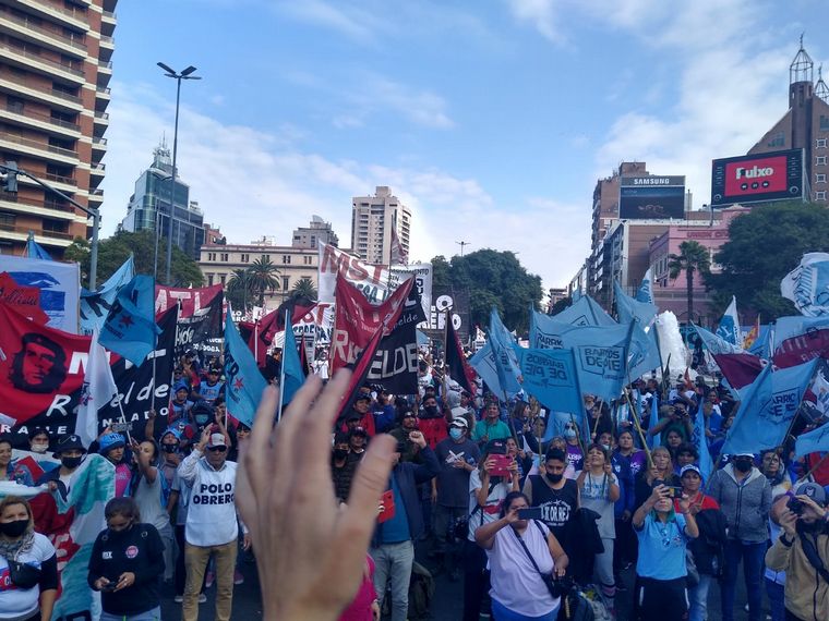 La marcha piquetera nacional pasó por Córdoba.