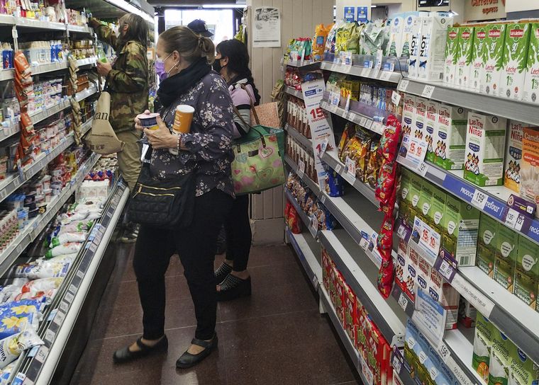 En mayo, la inflación se habría ubicado en 5,2% (Foto: archivo)