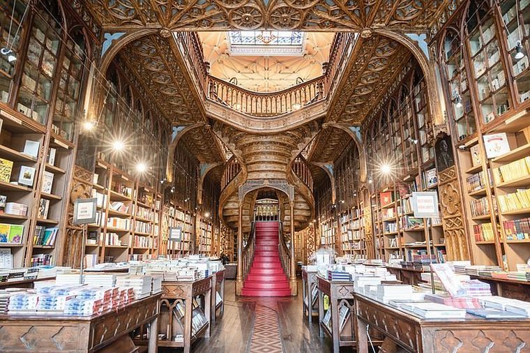 FOTO: Así es la librería más bonita del mundo: Lello de Portugal