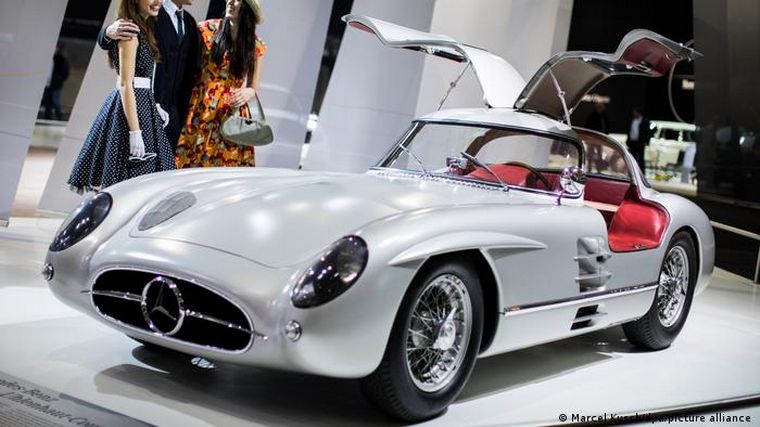 FOTO: El Mercedes Benz que fue vendido a una cifra récord.