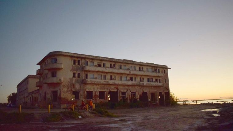 Un viaje a Miramar la inspiró a escribir una historia de amor